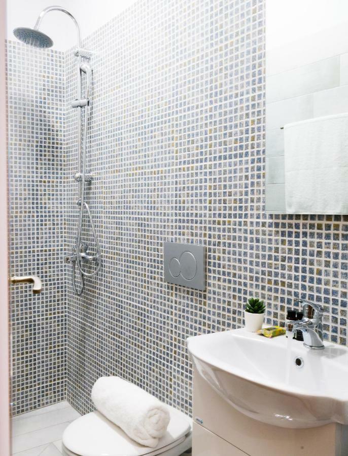 Ch Adrianou Suites Афіни Екстер'єр фото