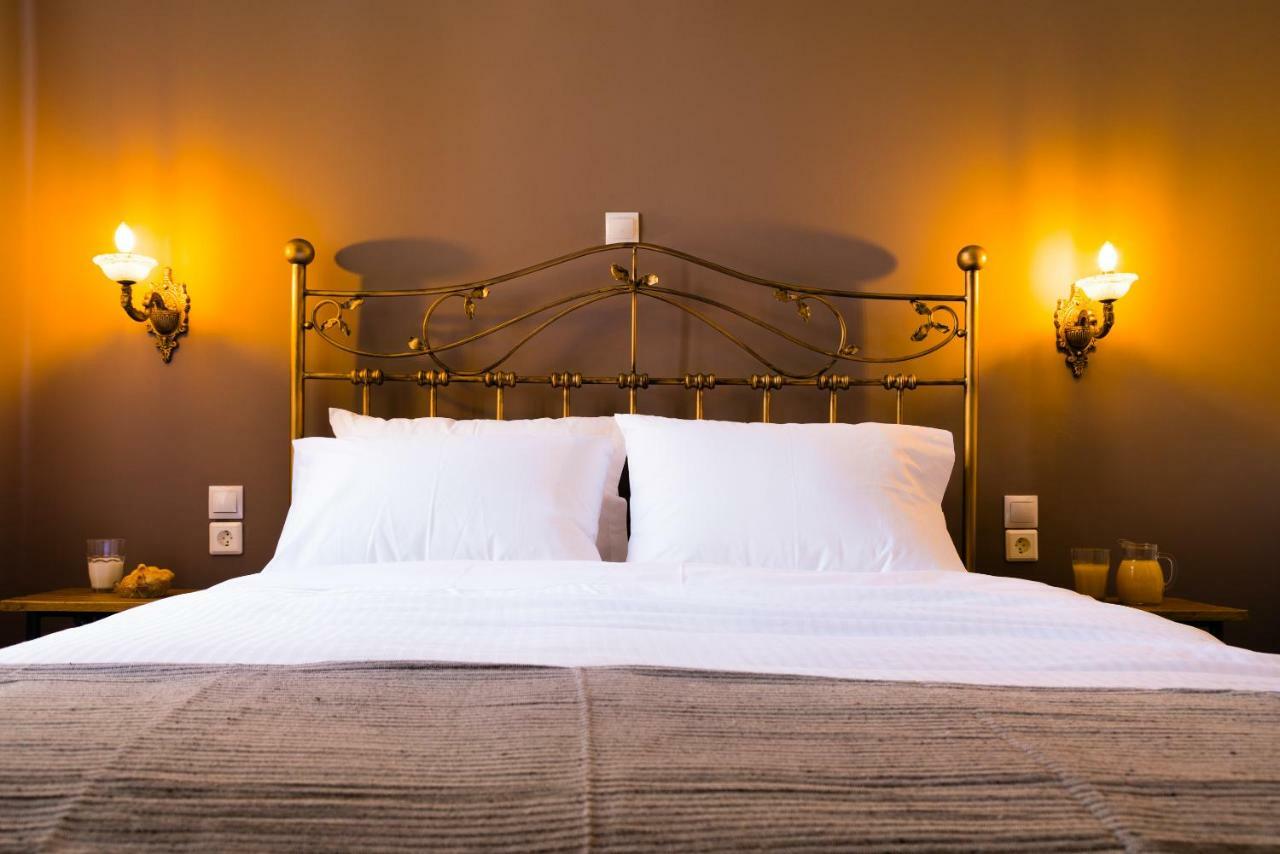 Ch Adrianou Suites Афіни Екстер'єр фото