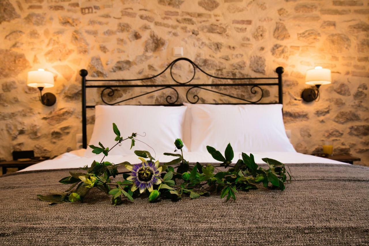 Ch Adrianou Suites Афіни Екстер'єр фото